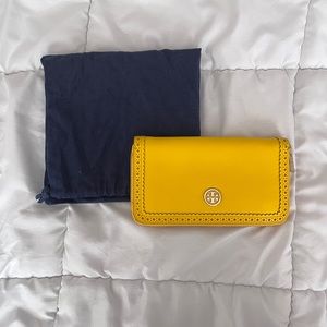 Like New Tory Burch Continental Wallet Leather